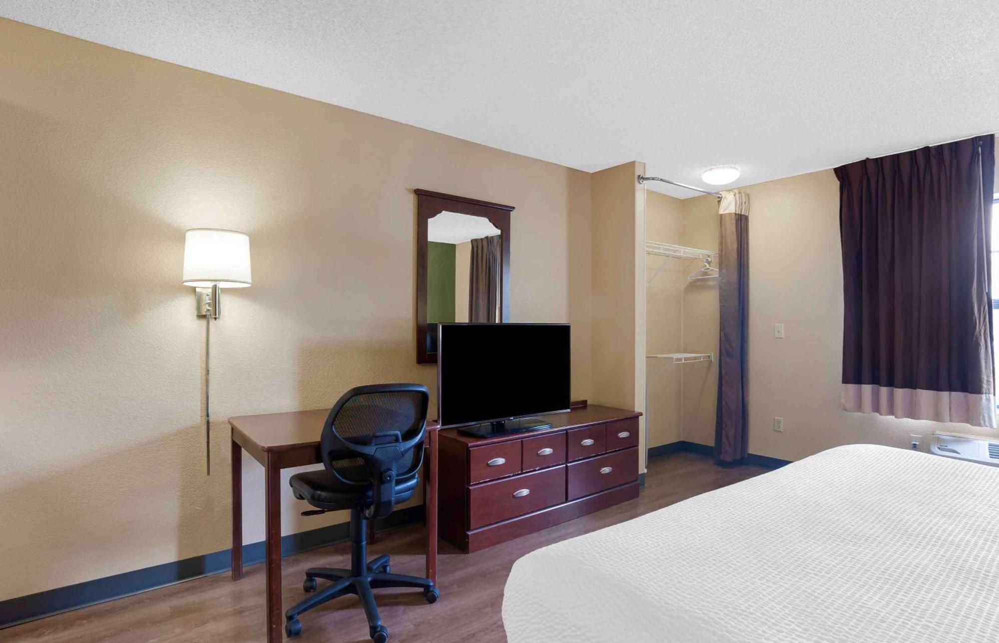 Extended Stay America Suites - Detroit - Ann Arbor - Briarwood Mall Exterior foto